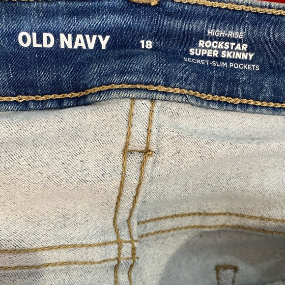 Old Navy High Rise Rockstar Skinny Jeans size 18 - Picture 7 of 8